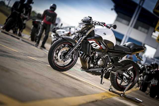 undefined2. Уровень удовлетворенности клиентов:</strong> Регулярные опросы, анализ отзывов и рейтинг удовлетворенности помогут понять, насколько продукт или услуга соответствуют ожиданиям вашей аудитории.»></p>
<p><strong>3. Доля рынка:</strong> Вычисление изменения доли на протяжении выбранного временного интервала даст представление о конкурентоспособности ваших предложений. Если доля растет, это сигнализирует о правильном направлении.</p>
<p><img decoding=